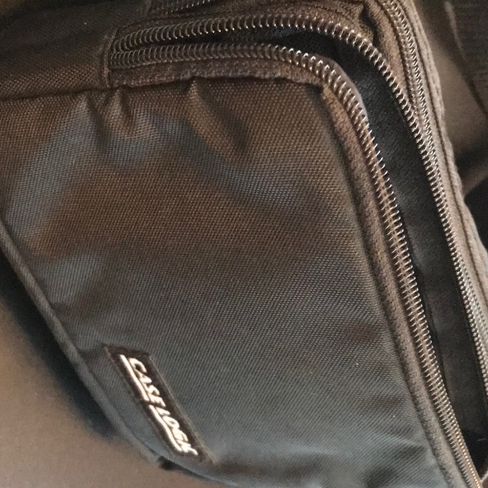Case Logic Waist or Fanny Pack for Tape or Cassette Player